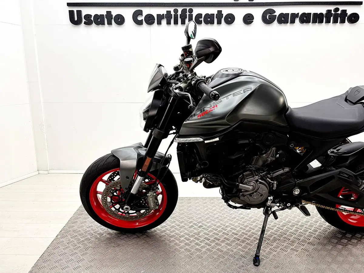 Ducati Monster 937 + (2021 - 25) (16)