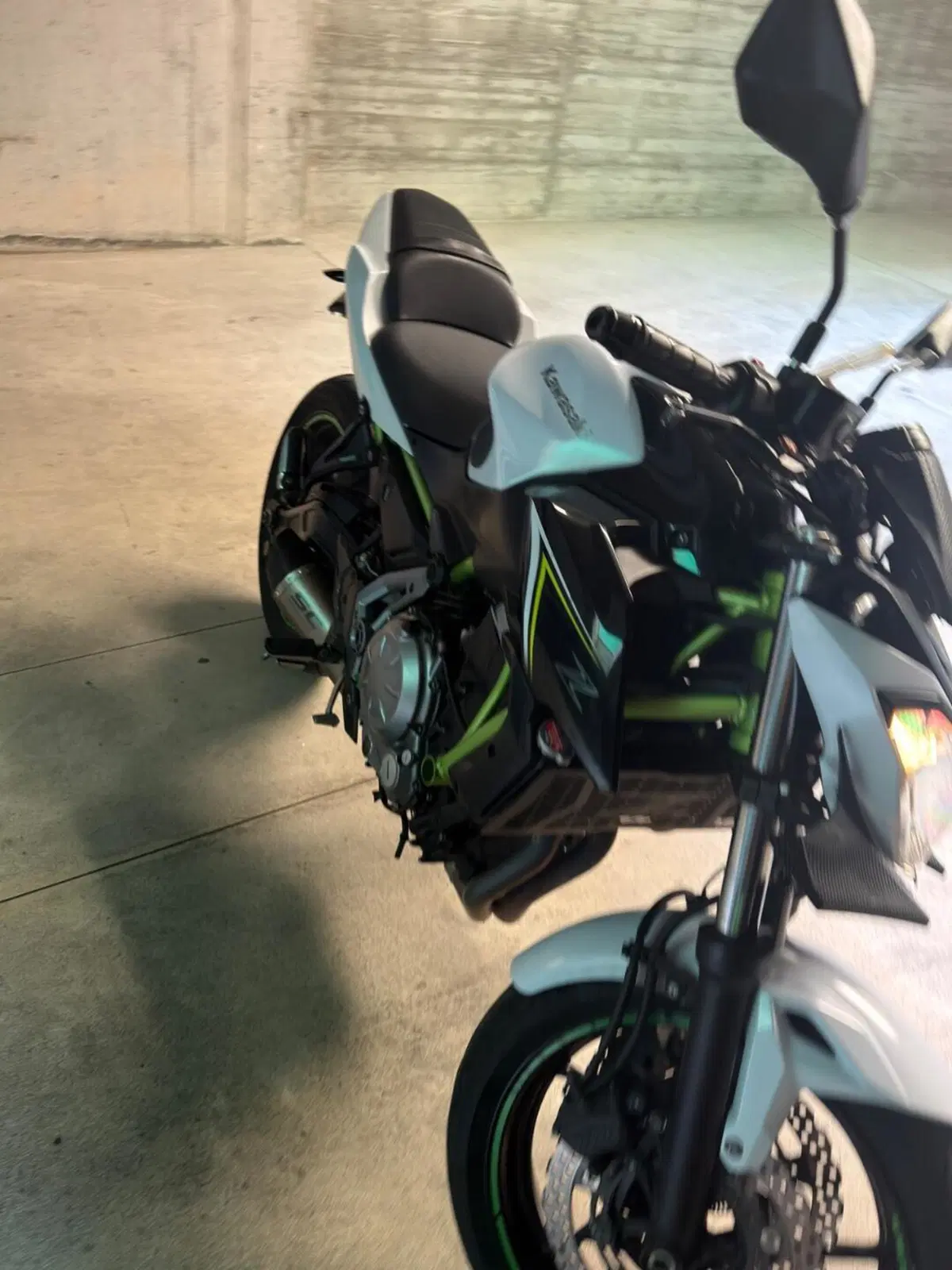 Kawasaki Z 650 (2017 - 19) (3)