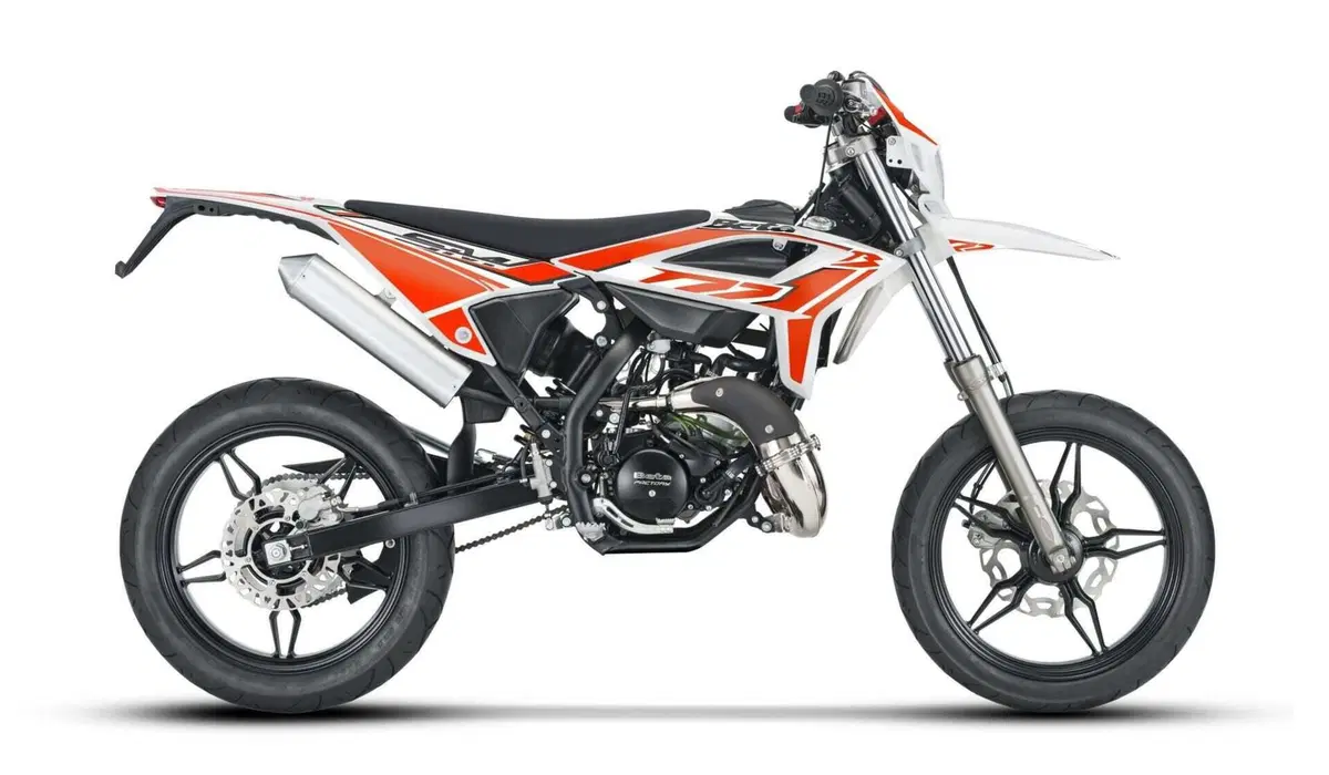 Betamotor RR 50 Motard (2021 - 26) (2)