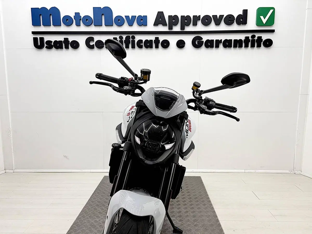 Ducati Monster 937 + (2021 - 25) (4)