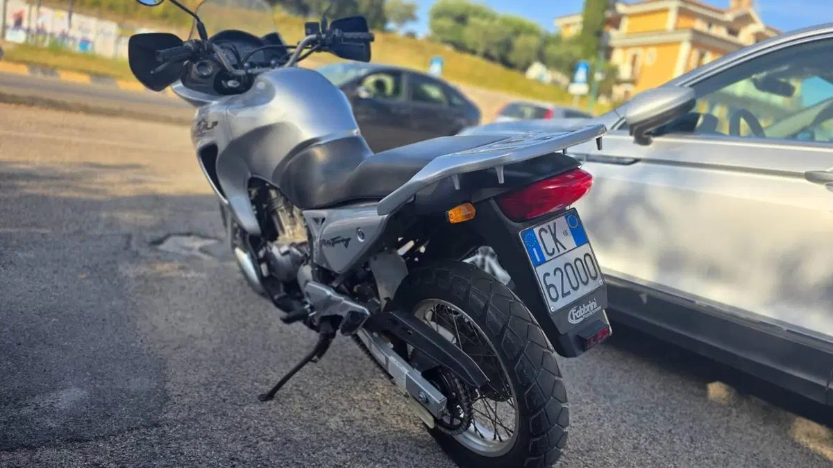 Honda Transalp XL 650V (2000 - 04) (5)