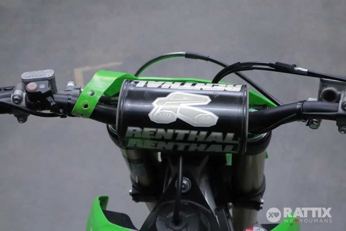 Kawasaki KX450F (2022) (13)
