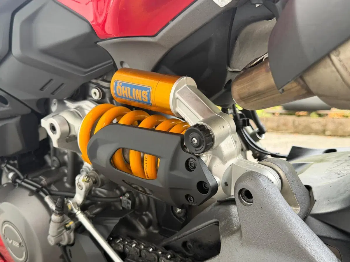 Ducati Streetfighter V2 S (2025 - 26) (8)