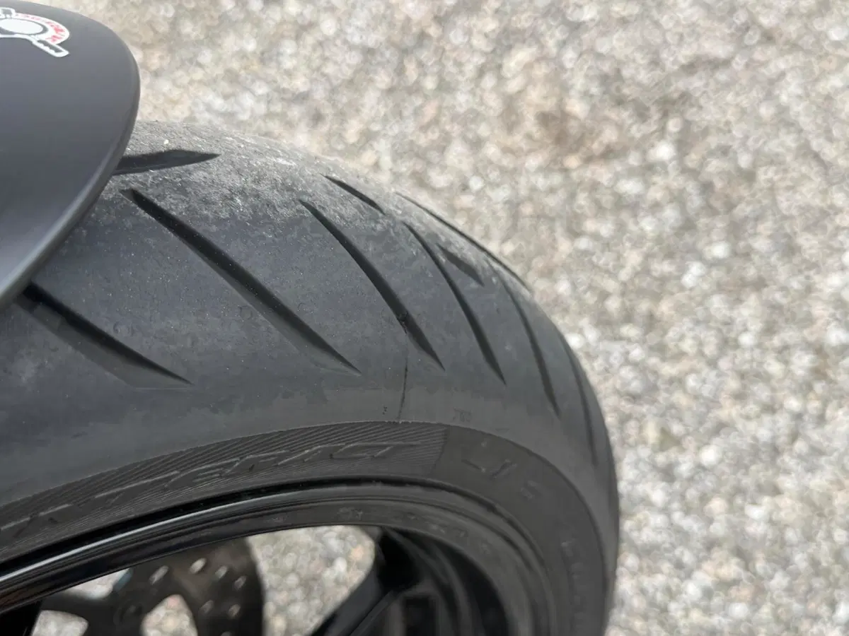 Ducati Streetfighter V2 S (2025 - 26) (14)