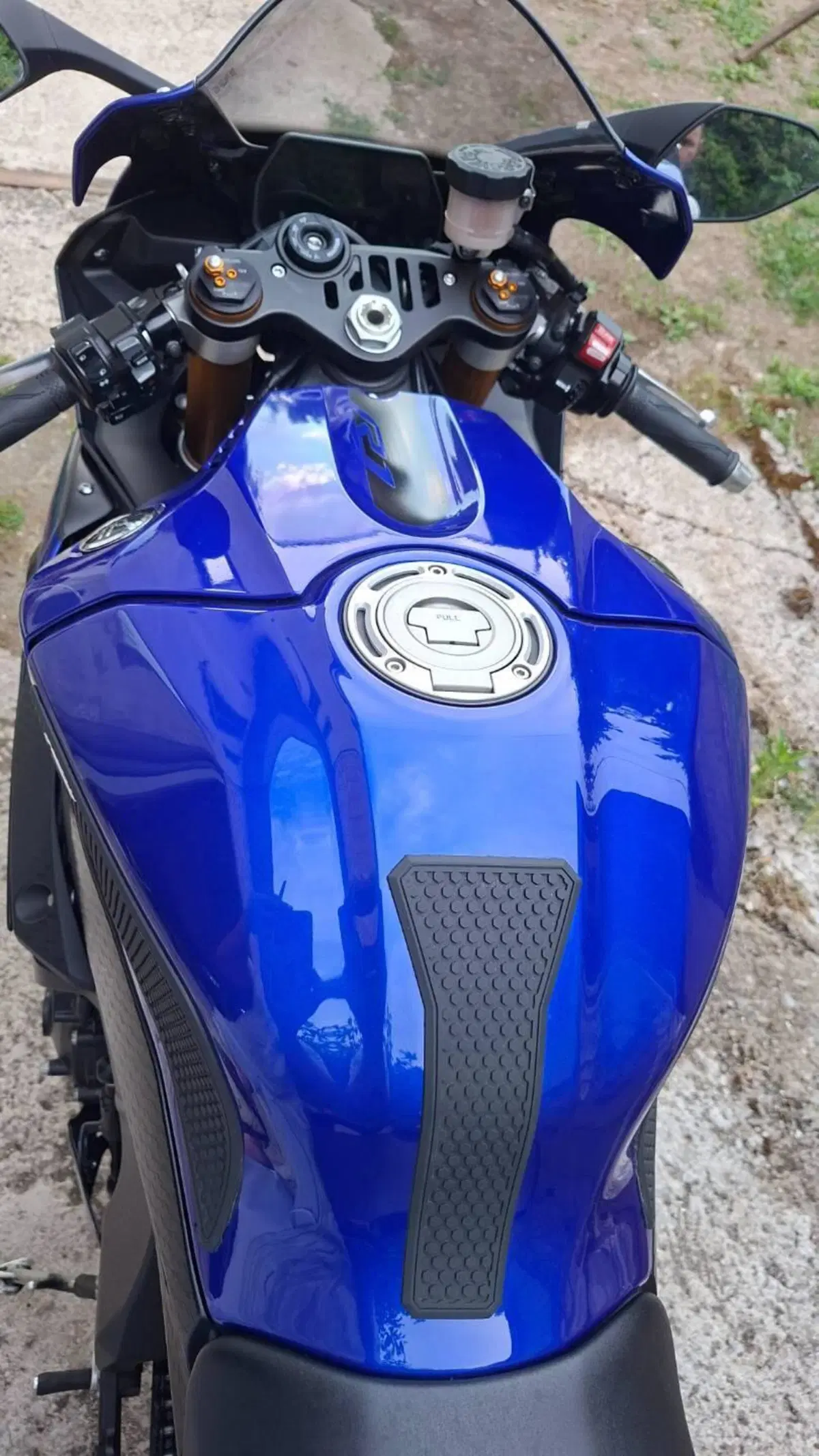 Yamaha YZF R1 (2017 - 19) (8)