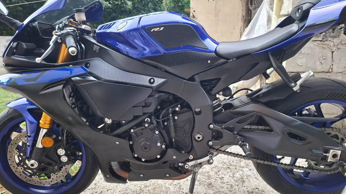 Yamaha YZF R1 (2017 - 19) (9)