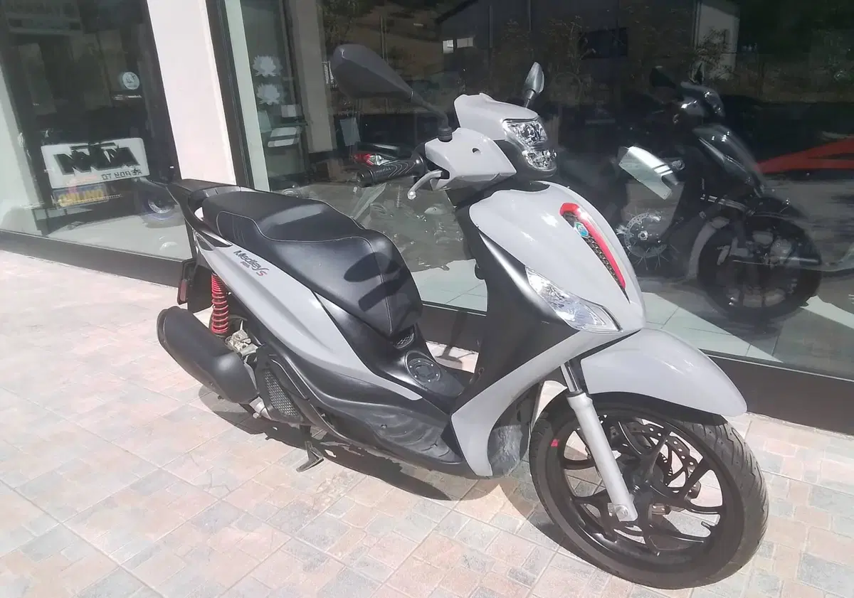 Piaggio Medley 125 S ABS (2021 - 24) (8)