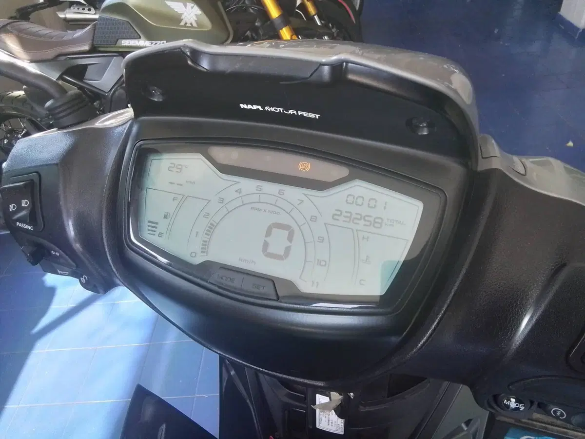 Piaggio Medley 125 S ABS (2021 - 24) (15)