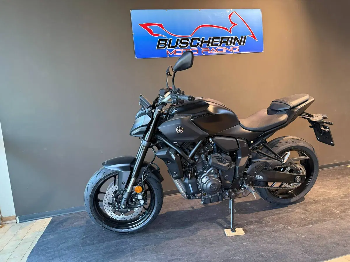 Yamaha MT-07 Y-AMT (2025 - 26)