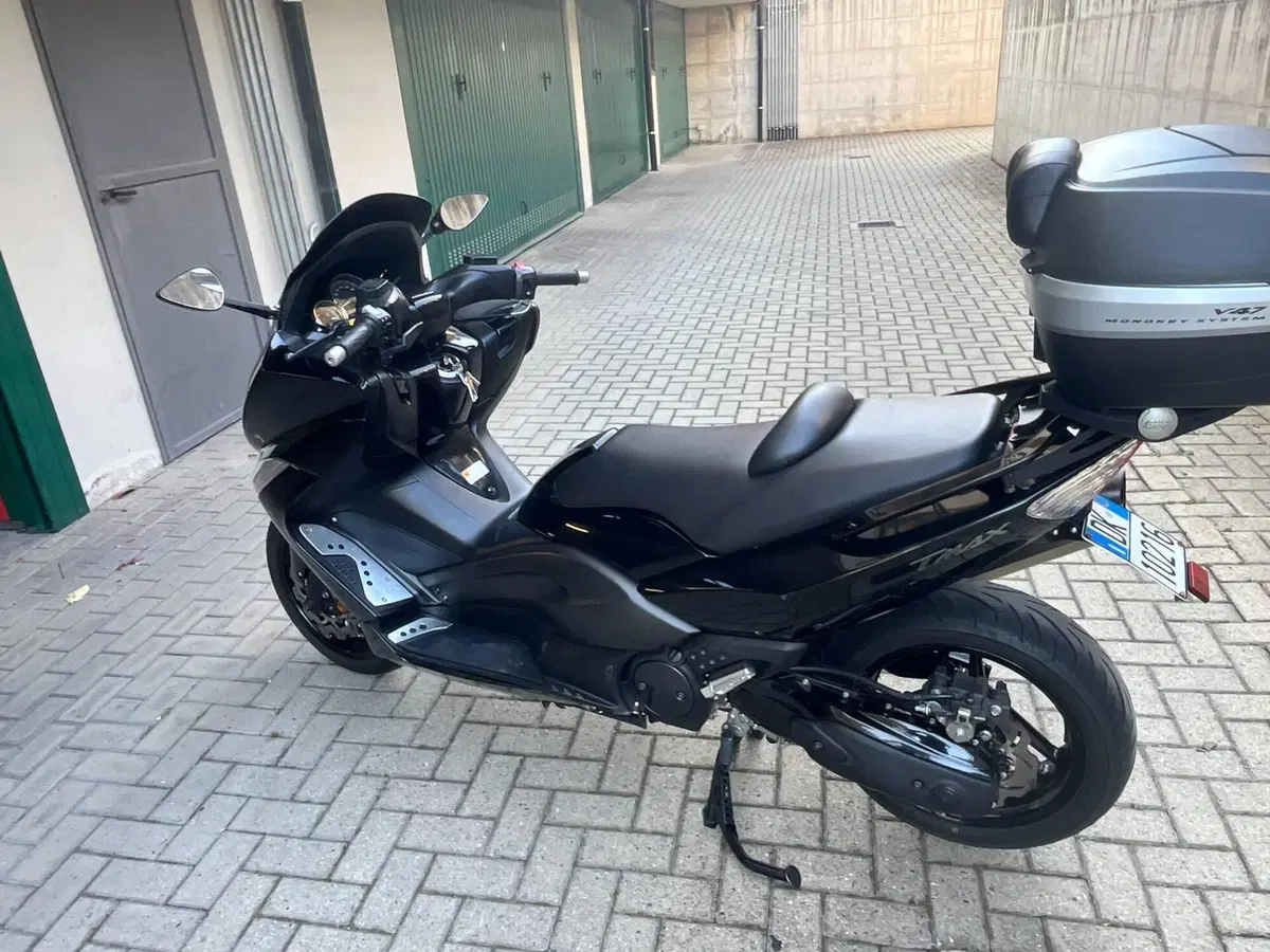 Yamaha T-Max 500 (2008 - 12) (5)