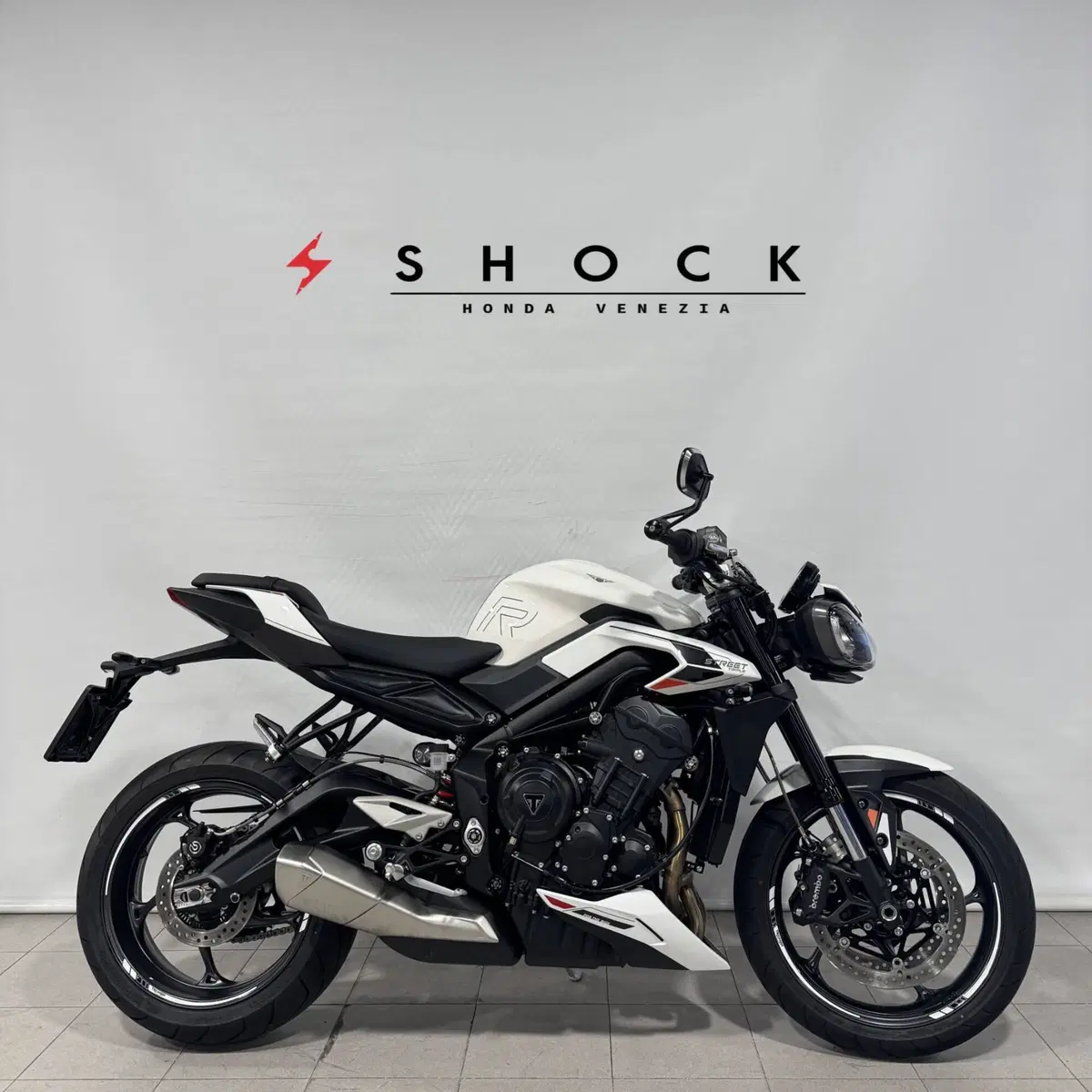 Triumph Street Triple 765 R (2023 - 26)