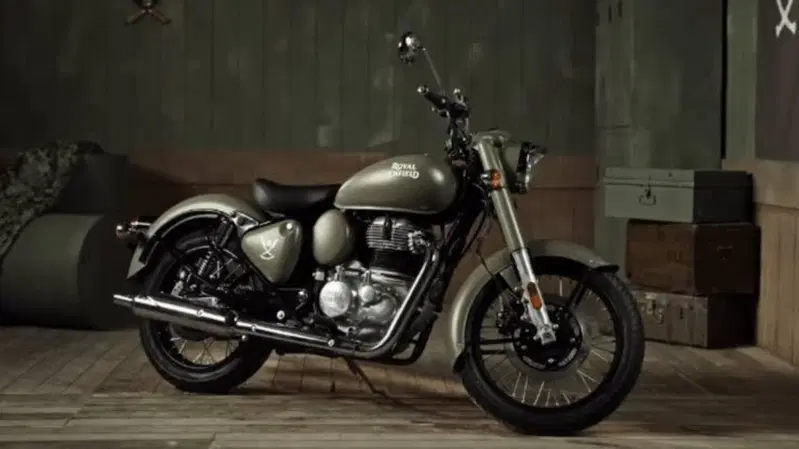 Royal Enfield Classic 350 Gorkha Edition