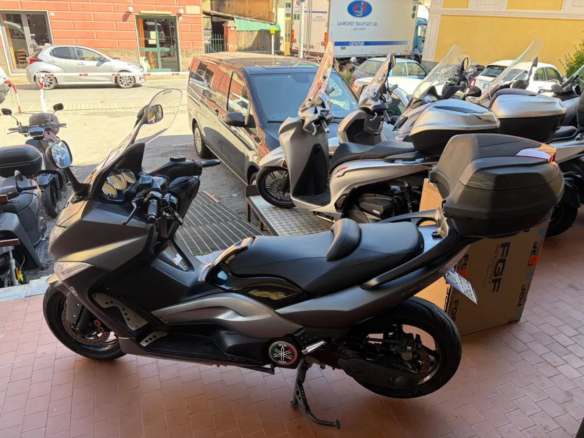 Yamaha T-Max 500 (2008 - 12) (3)