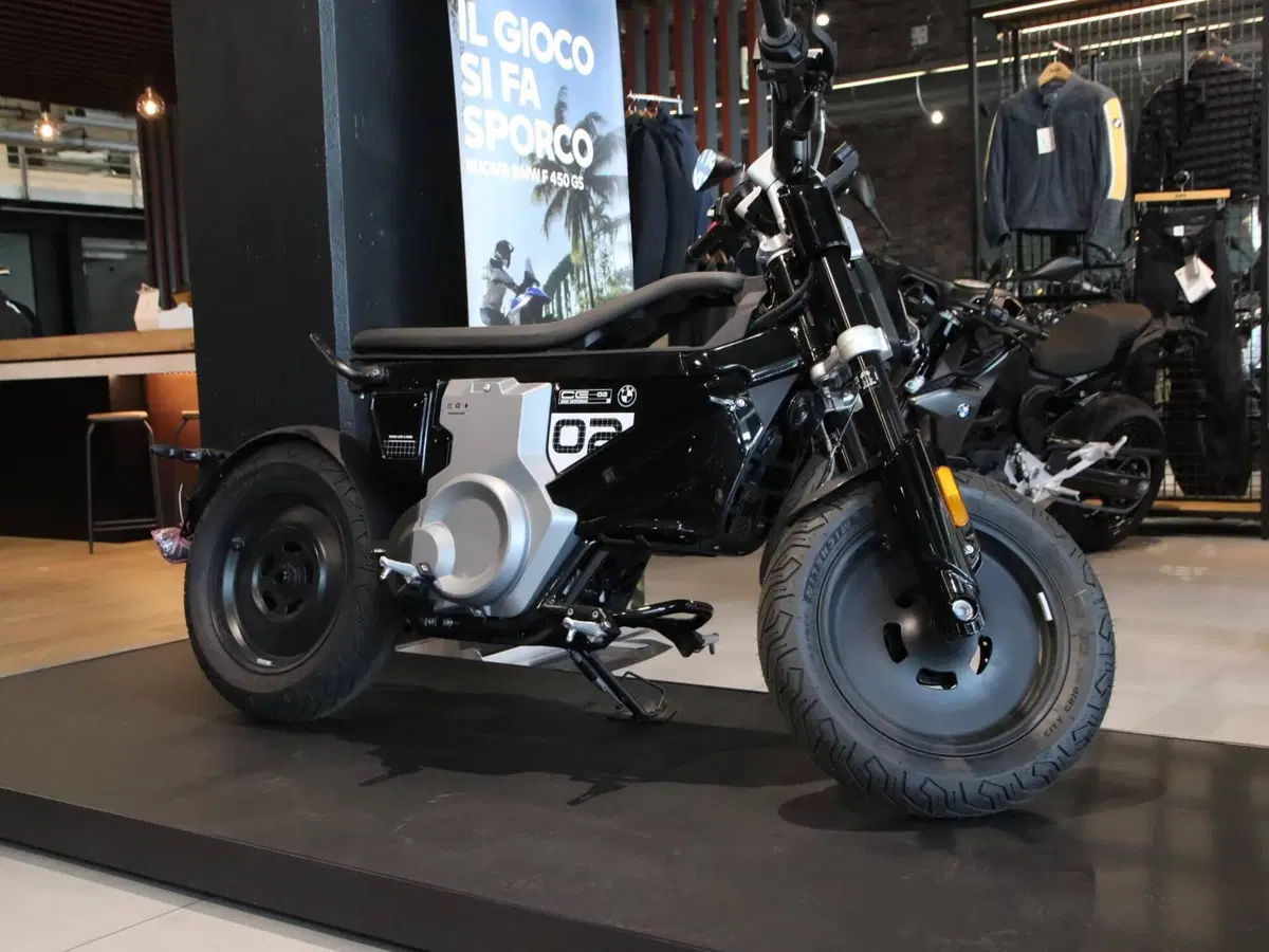 Bmw CE 02 AM (2024 - 26) (2)