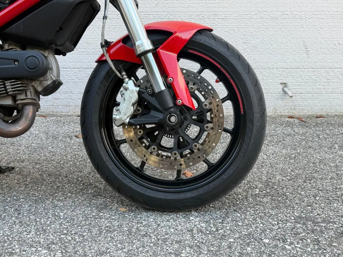 Ducati Monster 796 ABS (2010 - 14) (5)