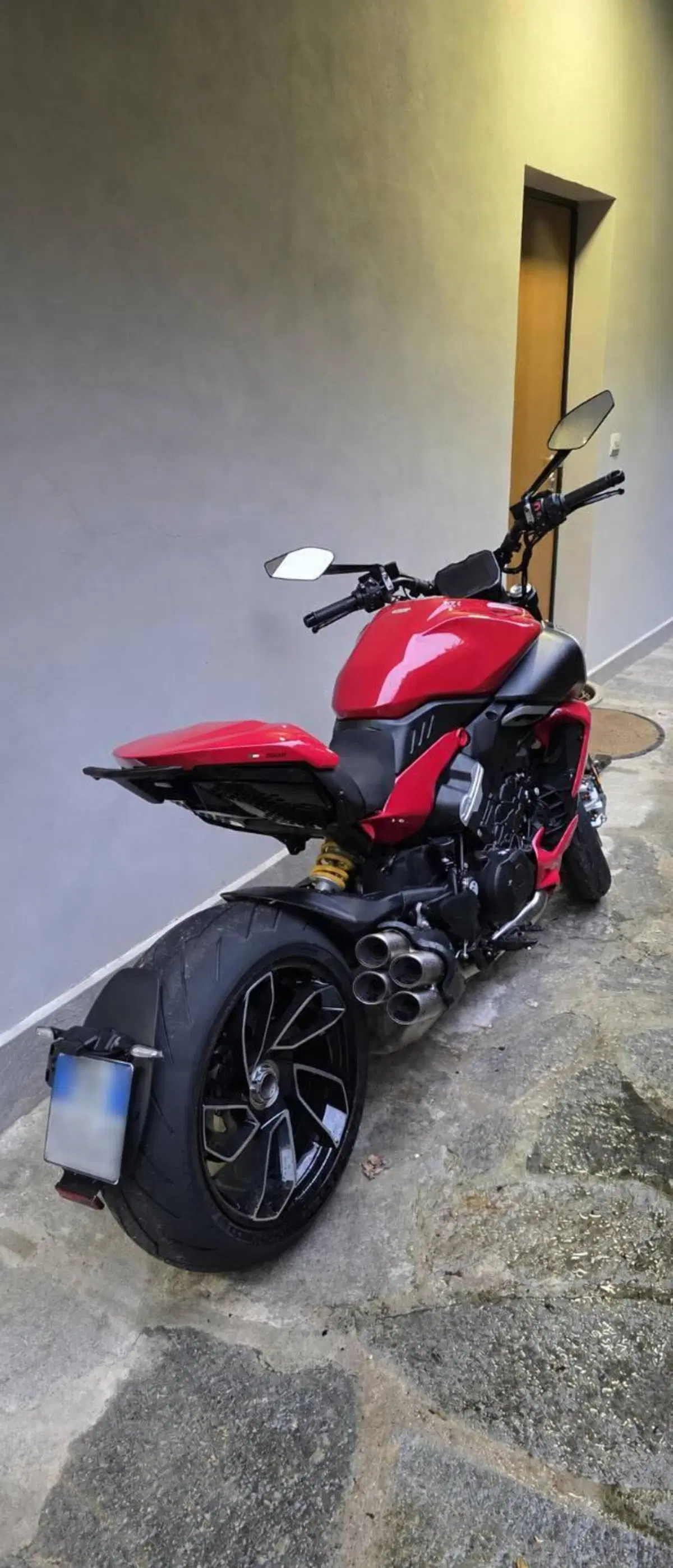 Ducati Diavel V4 (2023 - 26) (7)