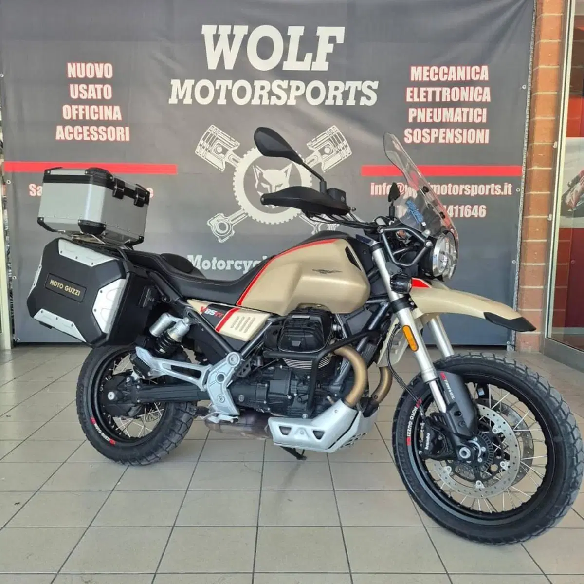 Moto Guzzi V85 TT Travel (2020) (2)