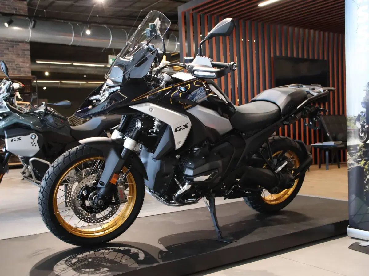Bmw R 1300 GS Option 719 Tramuntana (2023 - 26) (10)