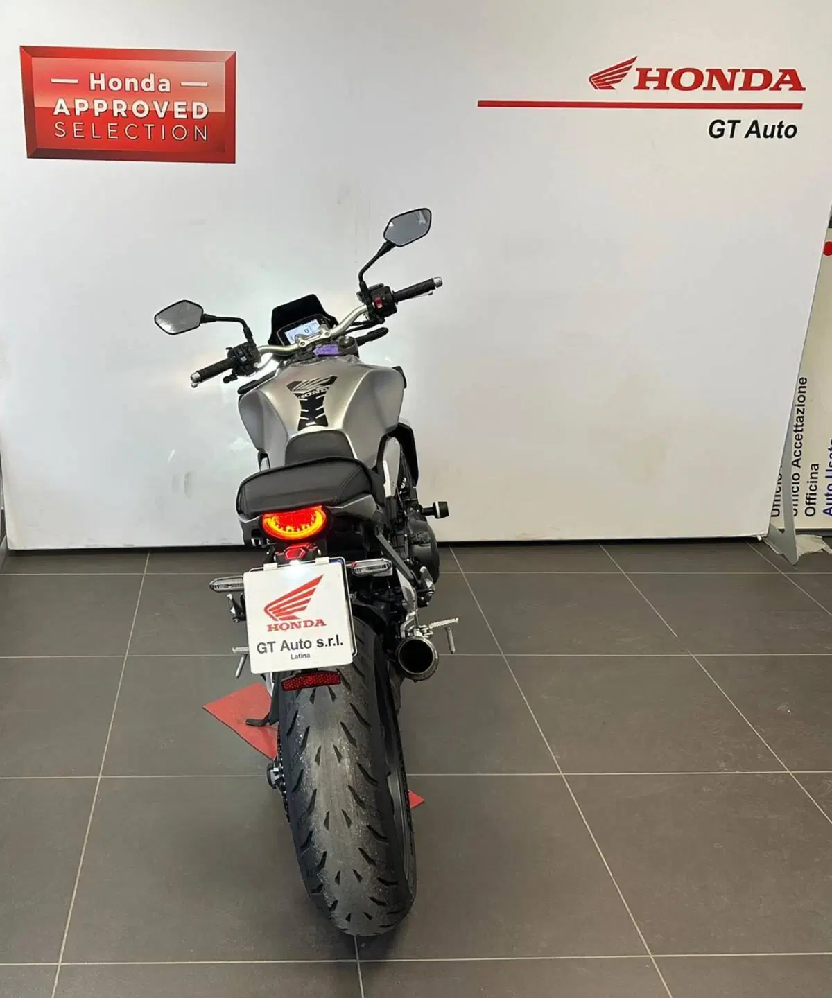 Honda CB 1000 R (2021 - 25) (5)