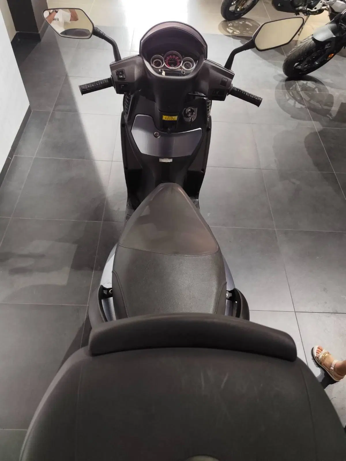 Sym HD 200 EVO (2011 - 14) (7)