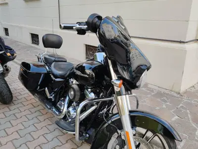 Harley-Davidson 107 Street Glide (2017 - 19) - FLHX usata