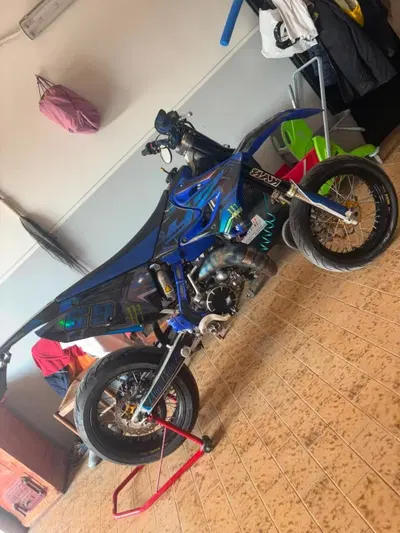 Yamaha YZ 125 (2021) usata