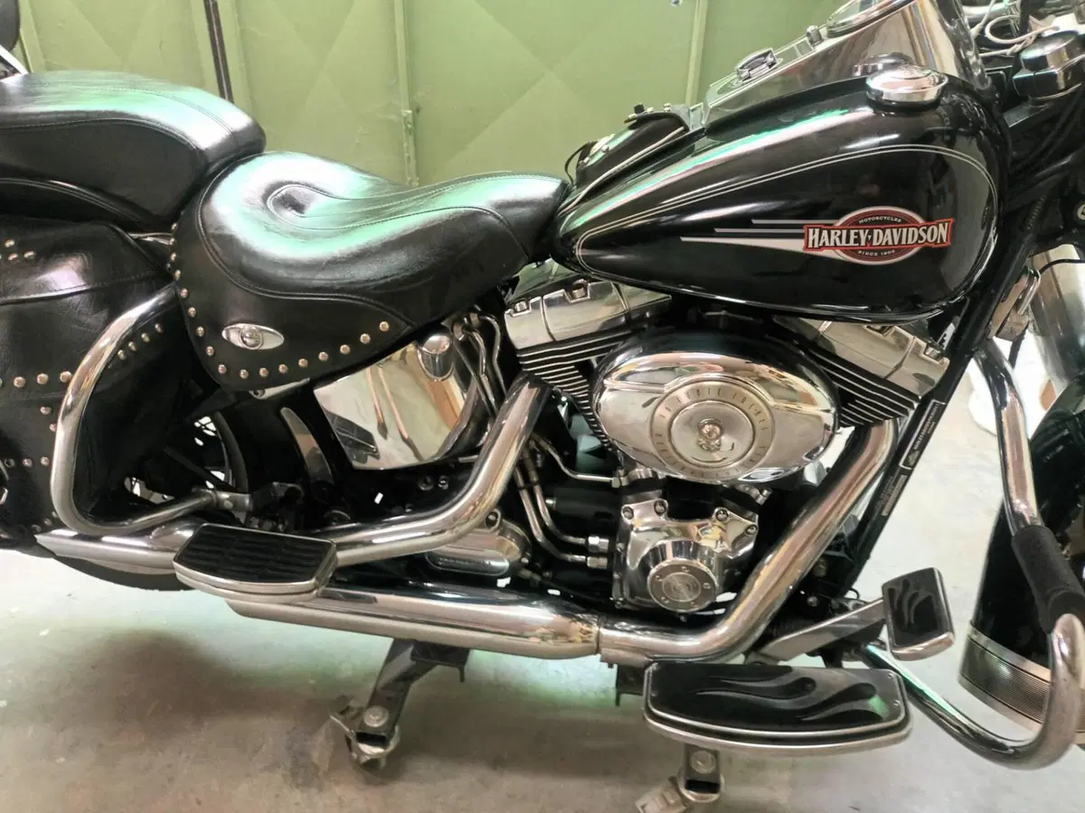 Harley-Davidson 1450 Heritage Classic (2006 - 07) - FLSTCI (5)