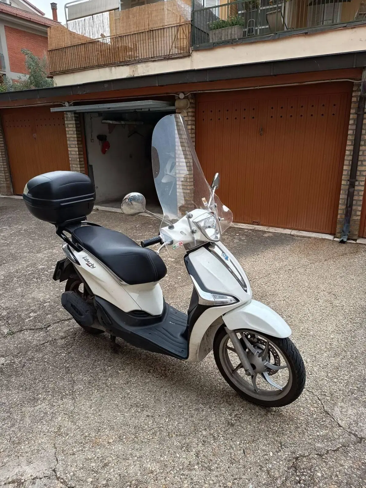 Piaggio Liberty 150 3V ABS (2021 - 24) (3)