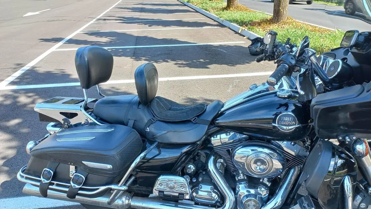 Harley-Davidson 1584 Road King Classic (2007 - 10) - FLHRC (7)
