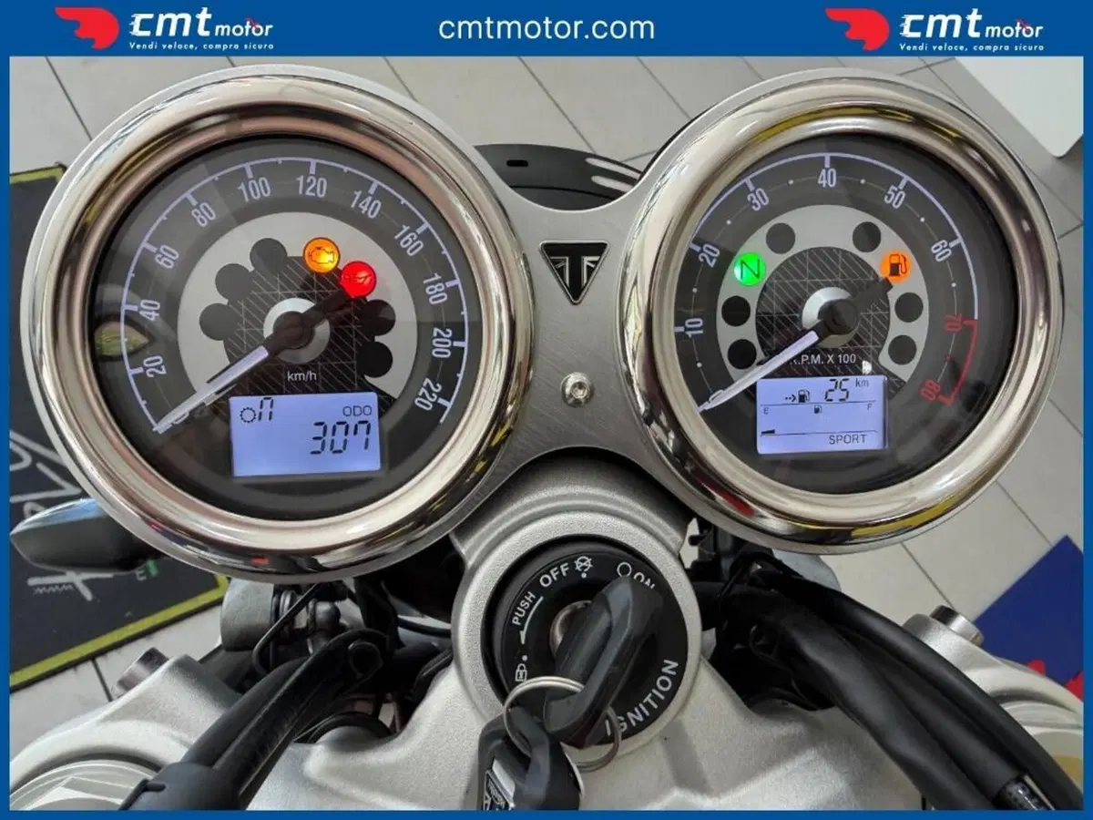 Triumph Speed Twin 1200 (2021 - 24) (5)