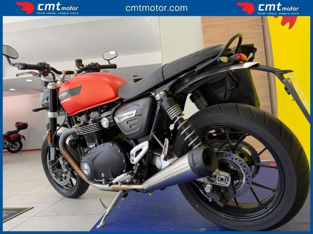 Triumph Speed Twin 1200 (2021 - 24) (8)