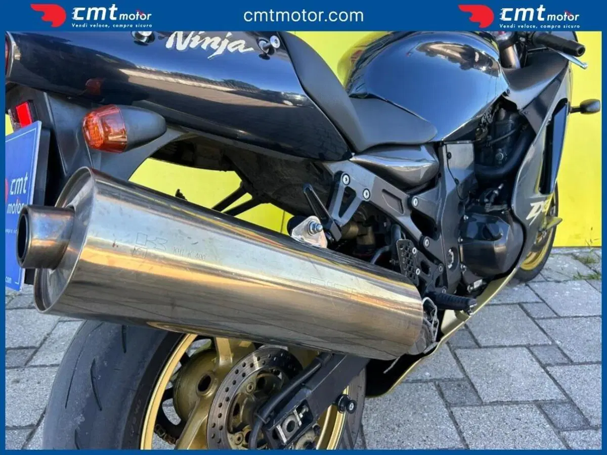 Kawasaki Ninja 1200 ZX-12R (2000 - 06) (7)