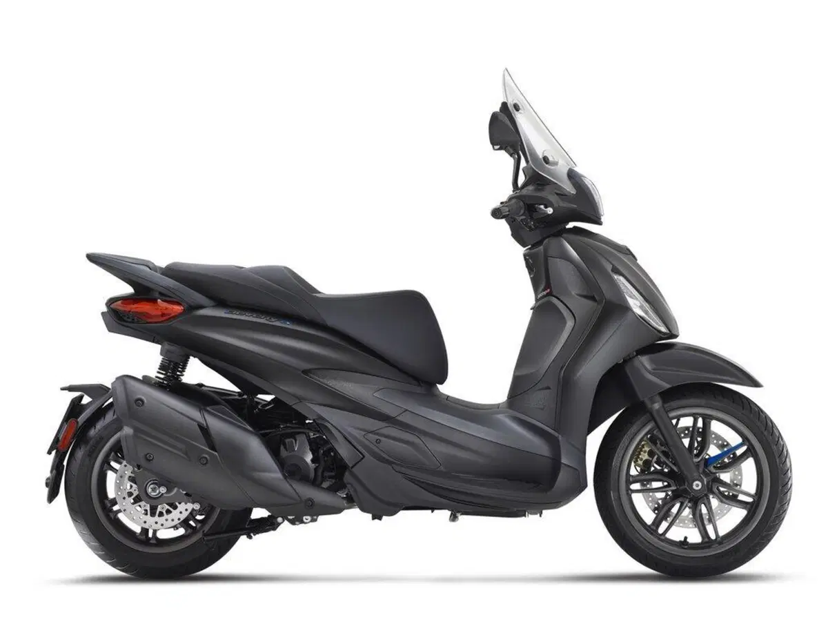 Piaggio Beverly 400 S (2025 - 26) (2)