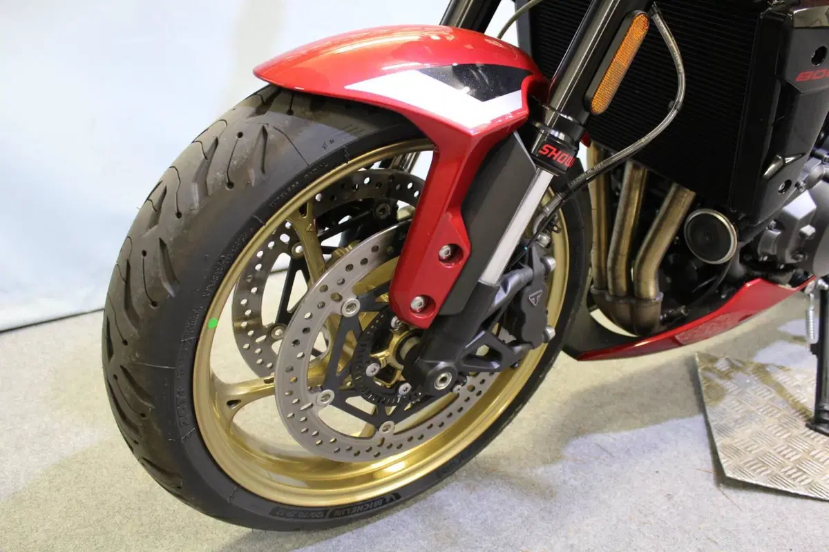 Triumph Trident 800 (2026) (15)