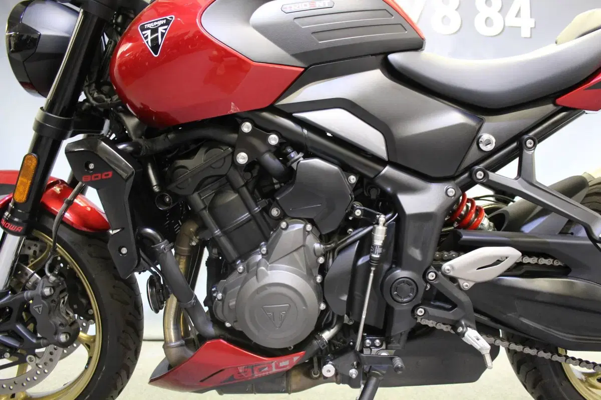 Triumph Trident 800 (2026) (17)