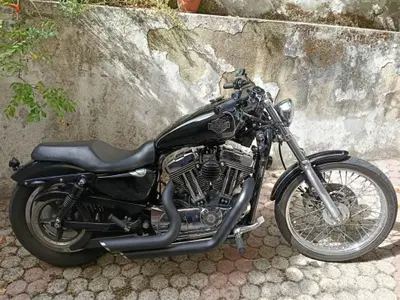 Harley-Davidson 1200 Custom (2004 - 06) - XL 1200C usata