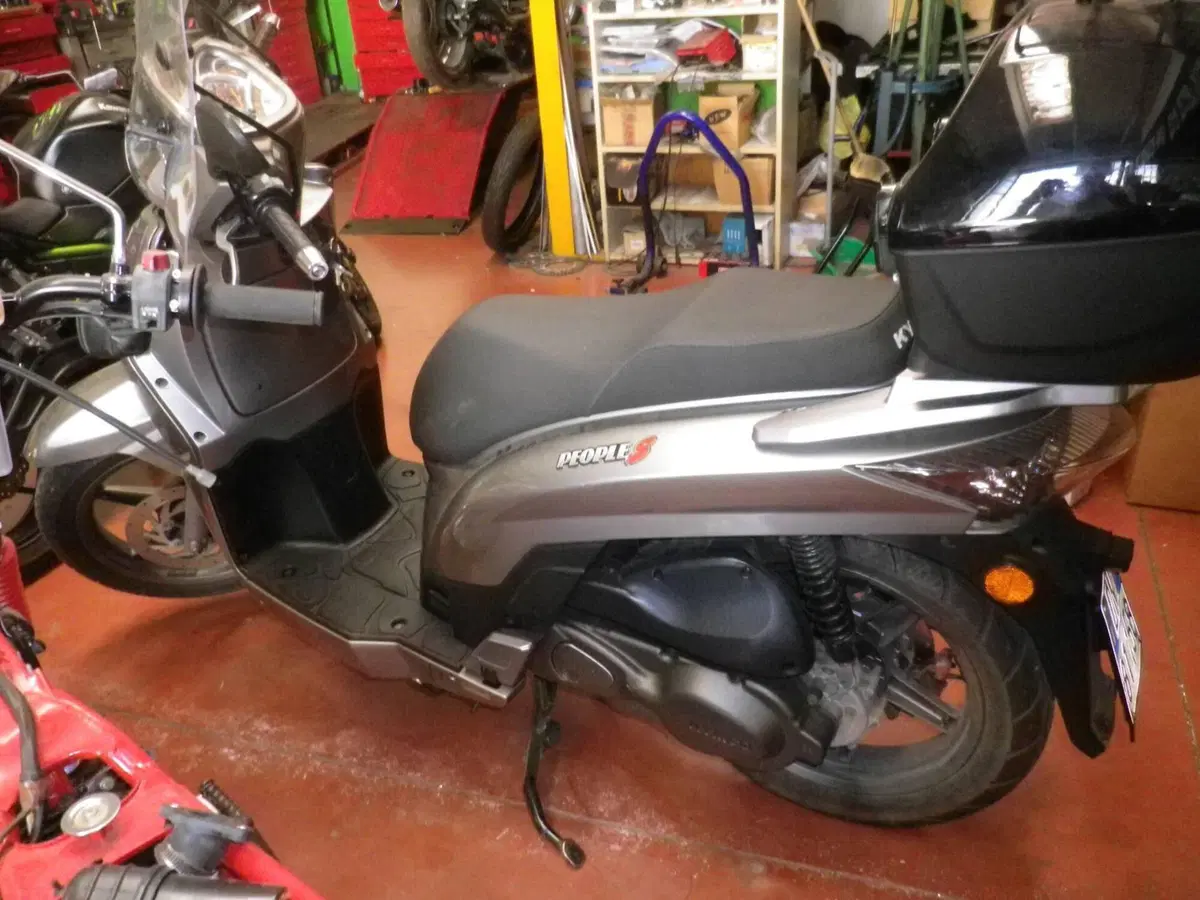 Kymco People 200 S (2005 - 06) (6)