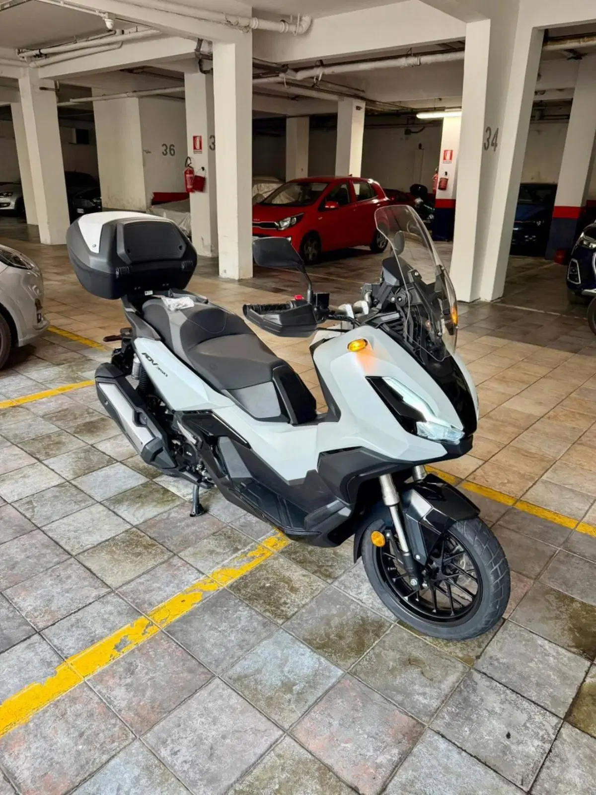 Honda ADV 350 (2022 - 24) (3)