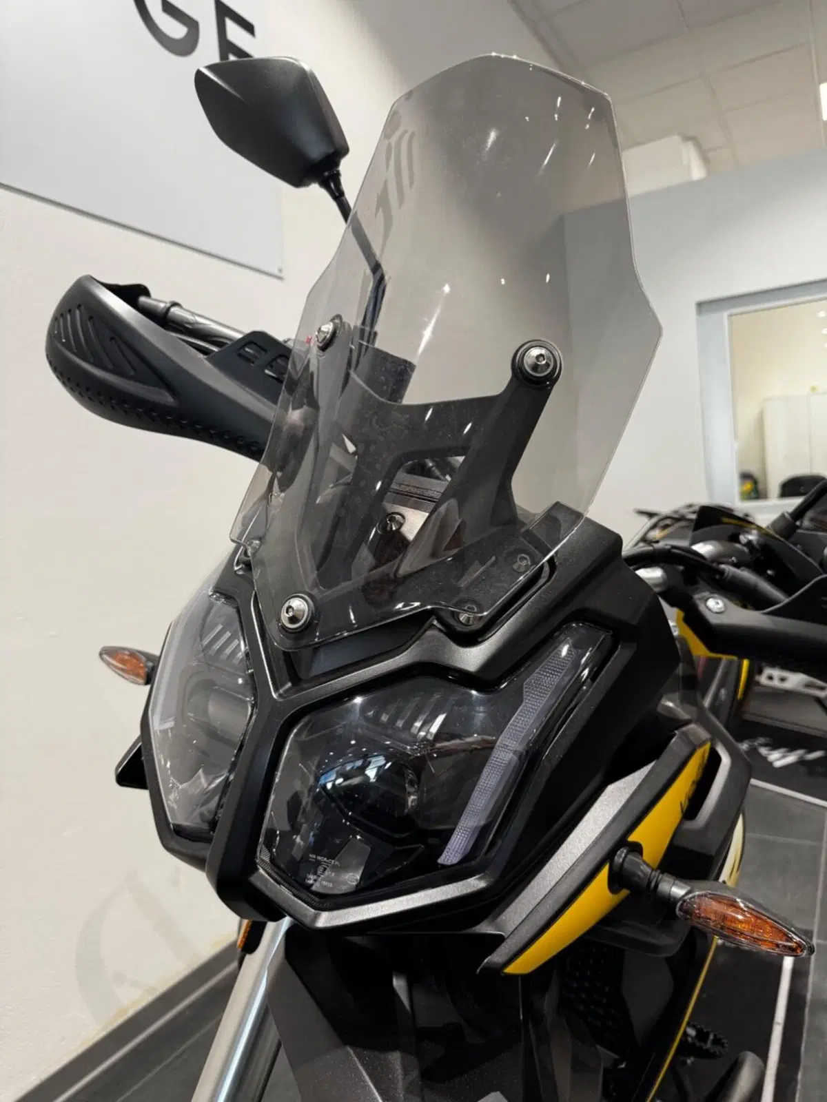 Voge 300 GY Rally (2022) (5)