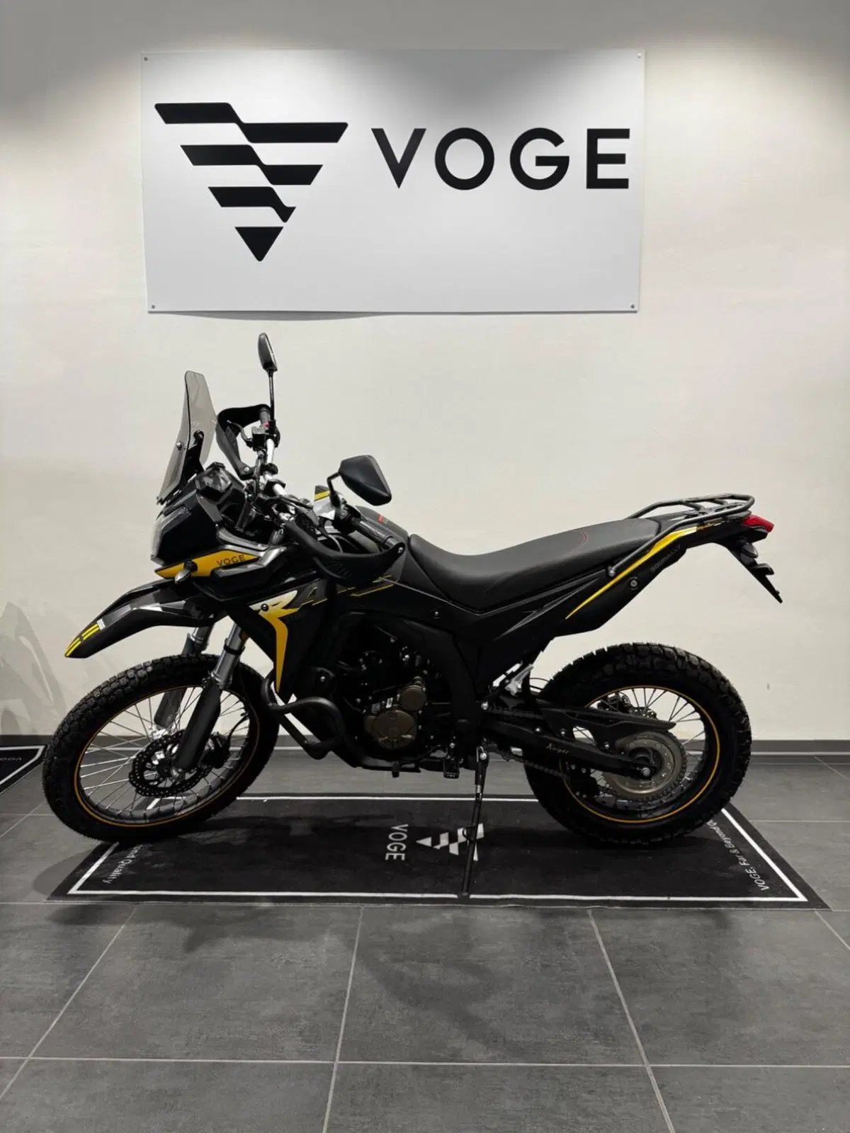 Voge 300 GY Rally (2022) (4)