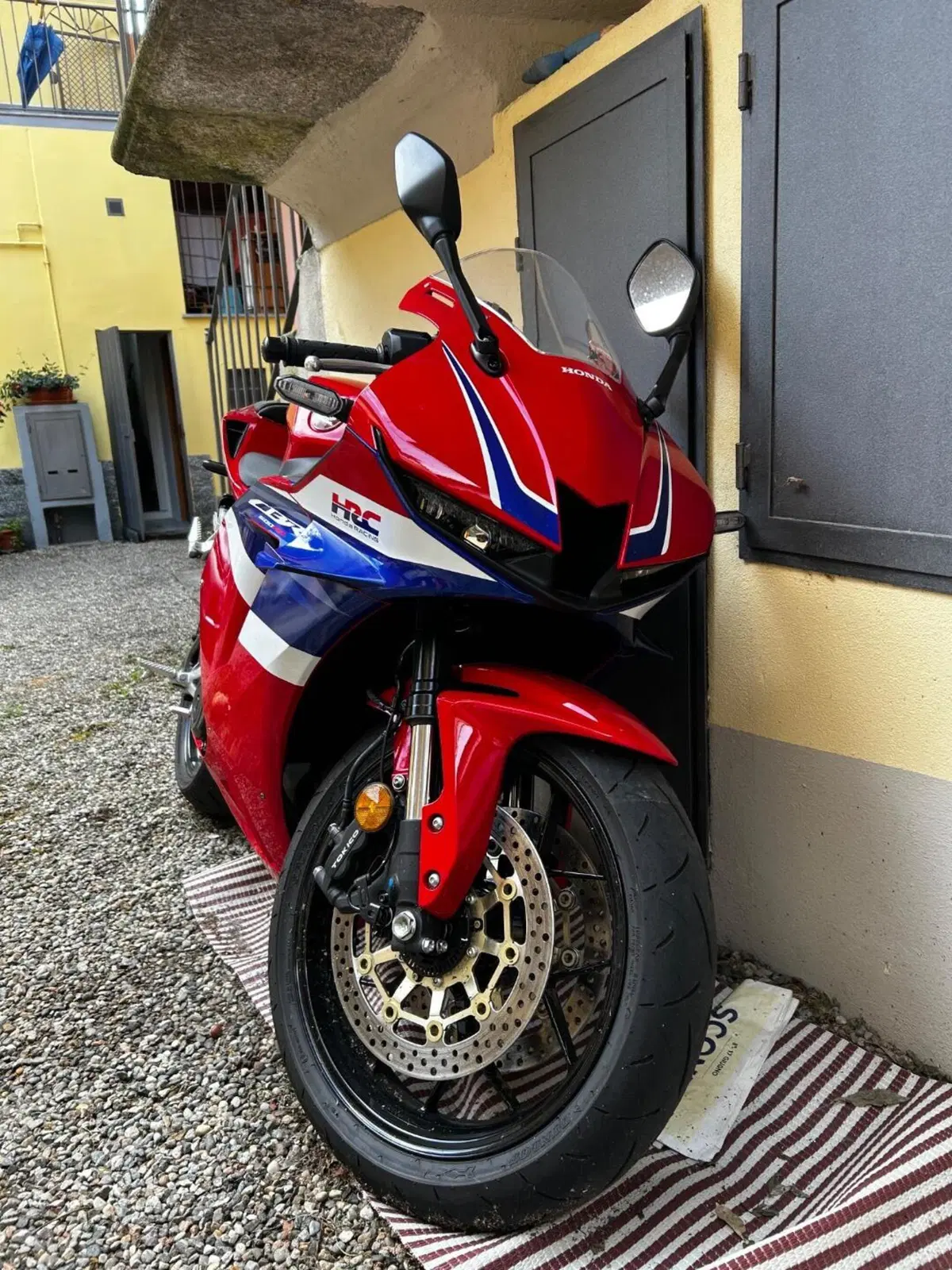 Honda CBR 600 RR (2024 - 26) (3)