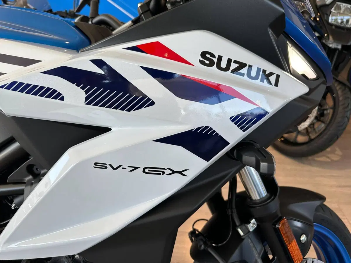 Suzuki SV-7GX (2026) (3)