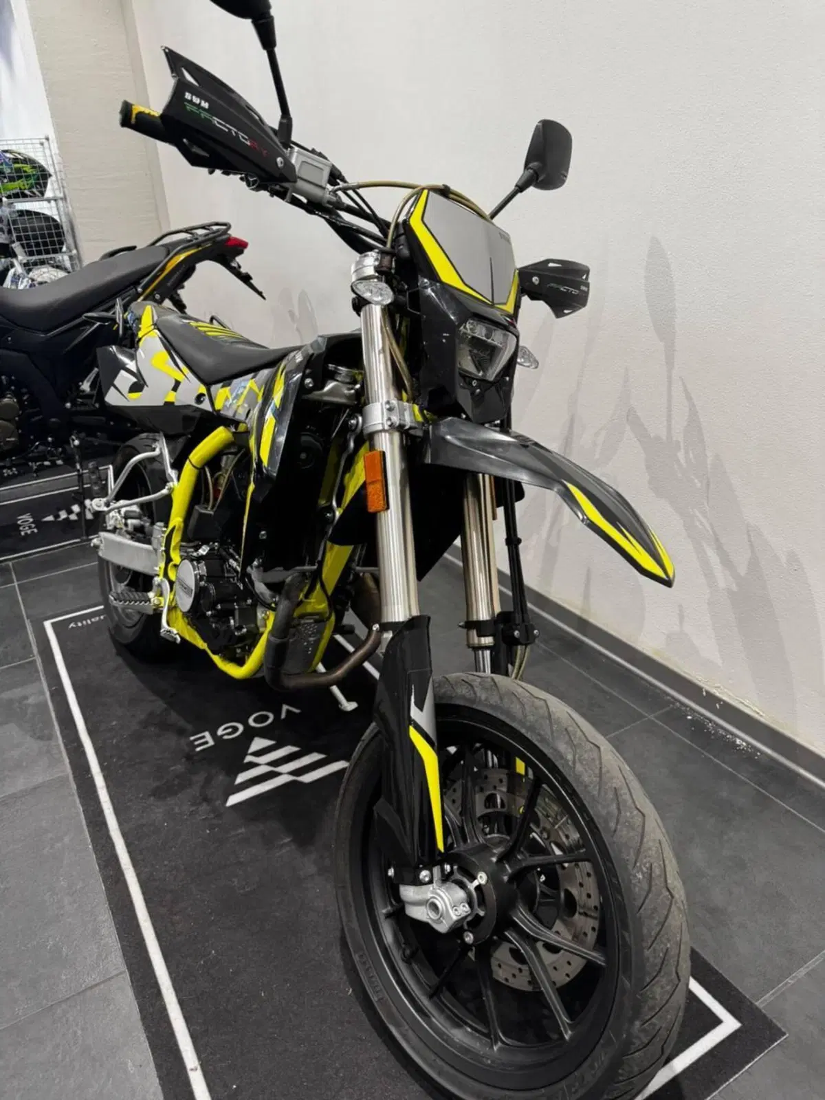 Swm SM 125 R (2017 - 20) (3)