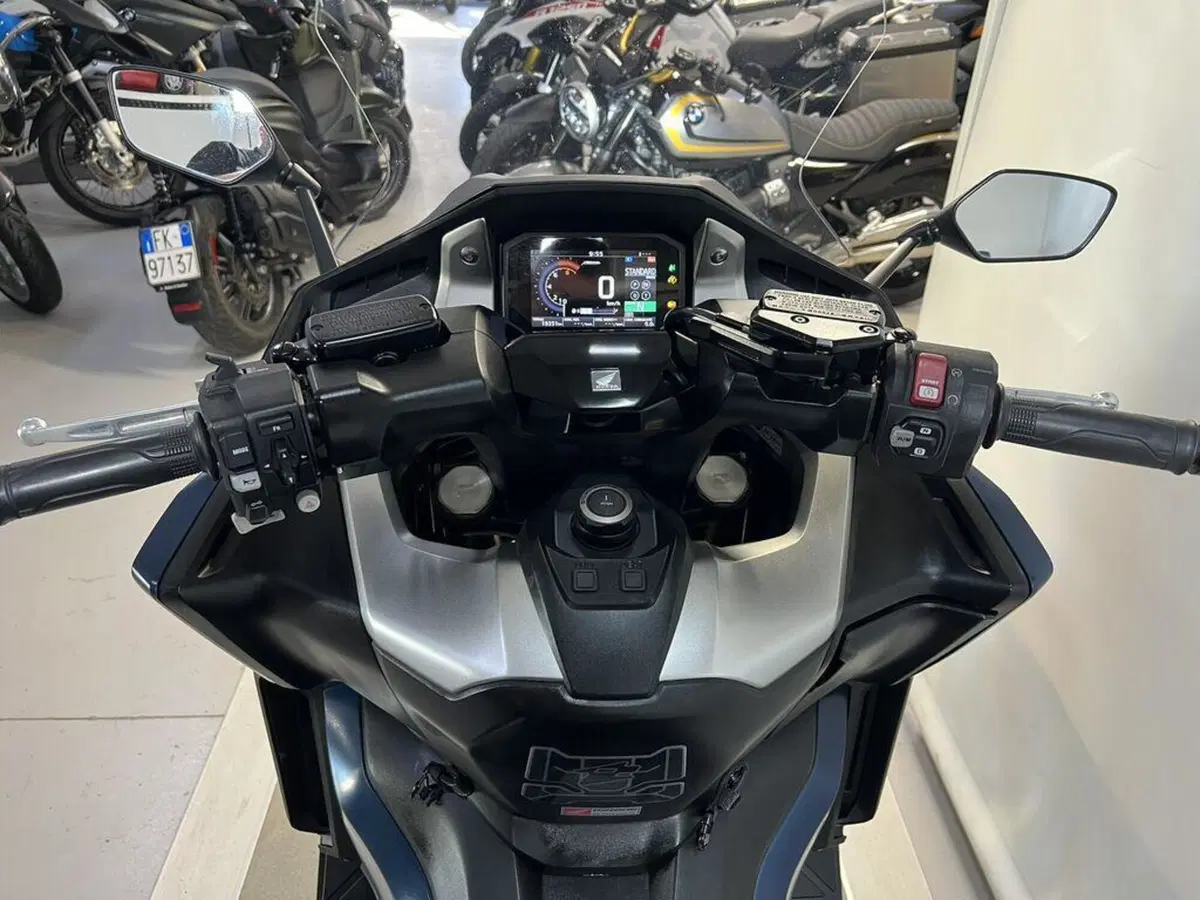 Honda Forza 750 DCT (2021 - 24) (10)