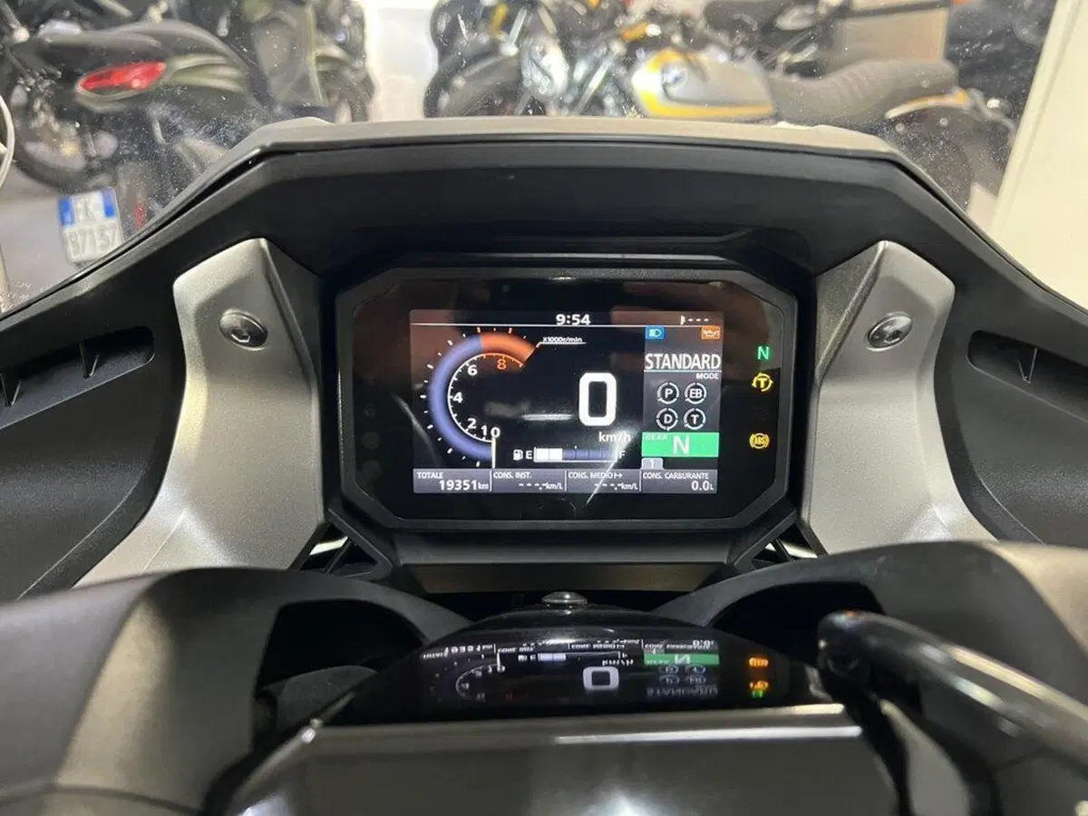 Honda Forza 750 DCT (2021 - 24) (8)