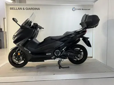 Yamaha T-Max 560 (2020 - 21) usata
