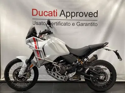 Ducati DesertX (2022 - 25) usata
