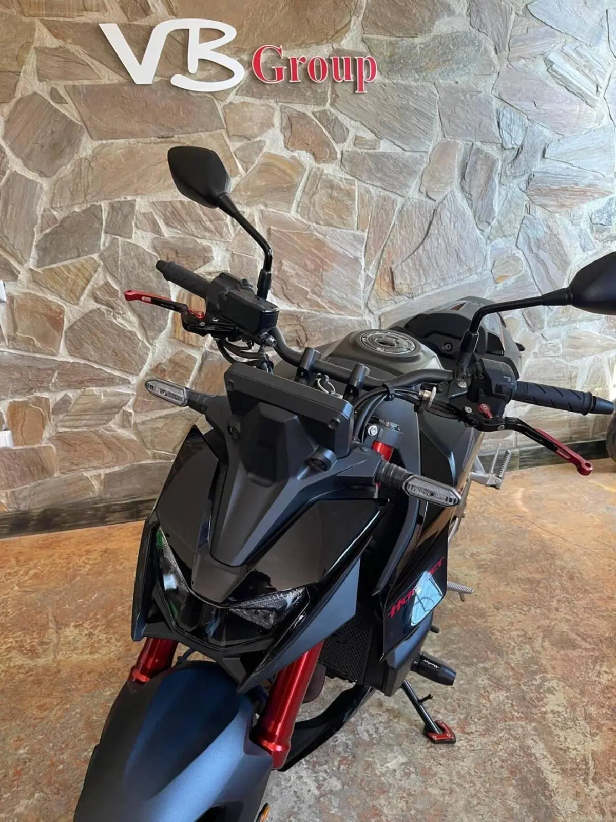 Honda CB 750 Hornet (2026) (10)