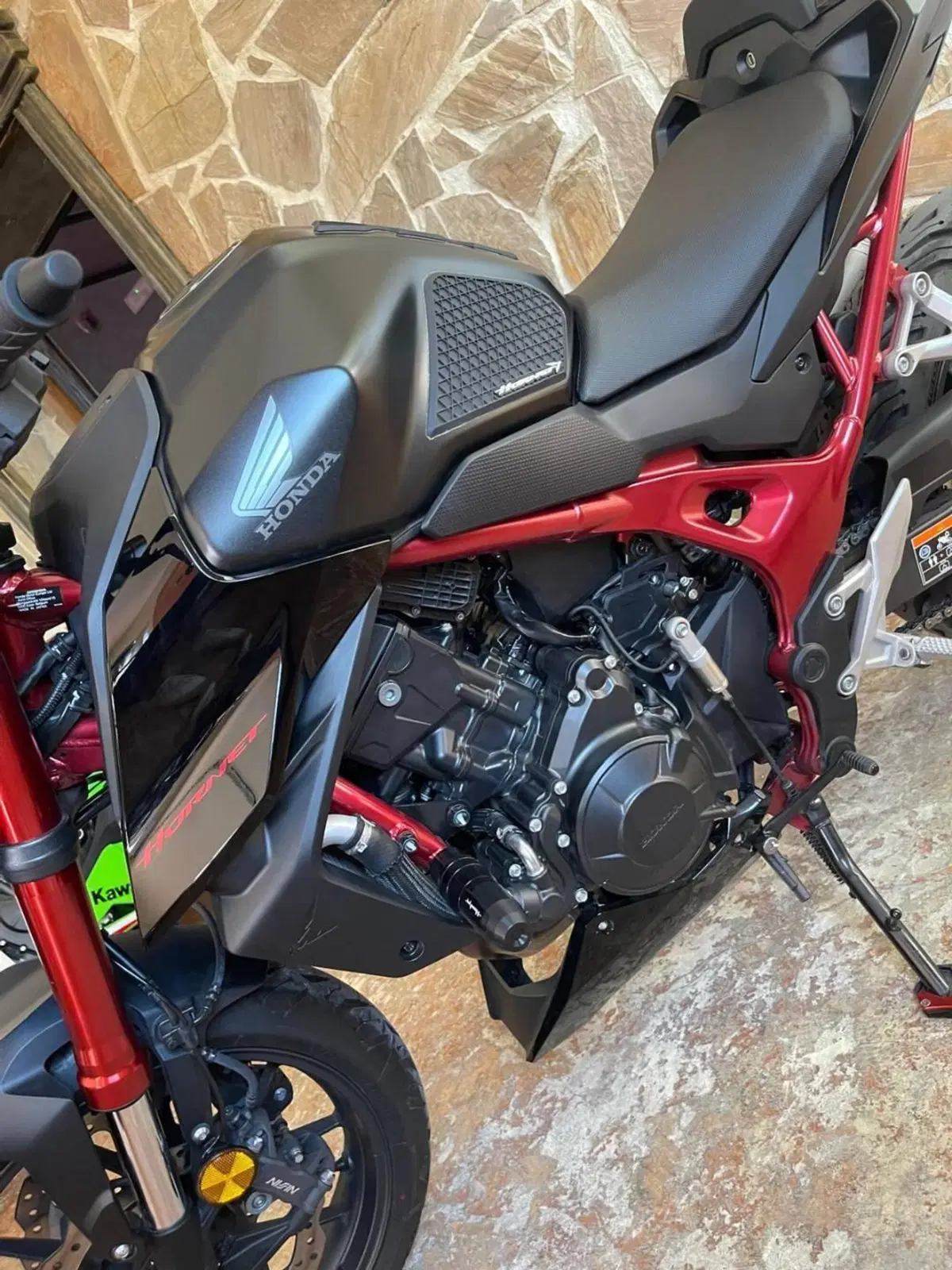 Honda CB 750 Hornet (2026) (15)