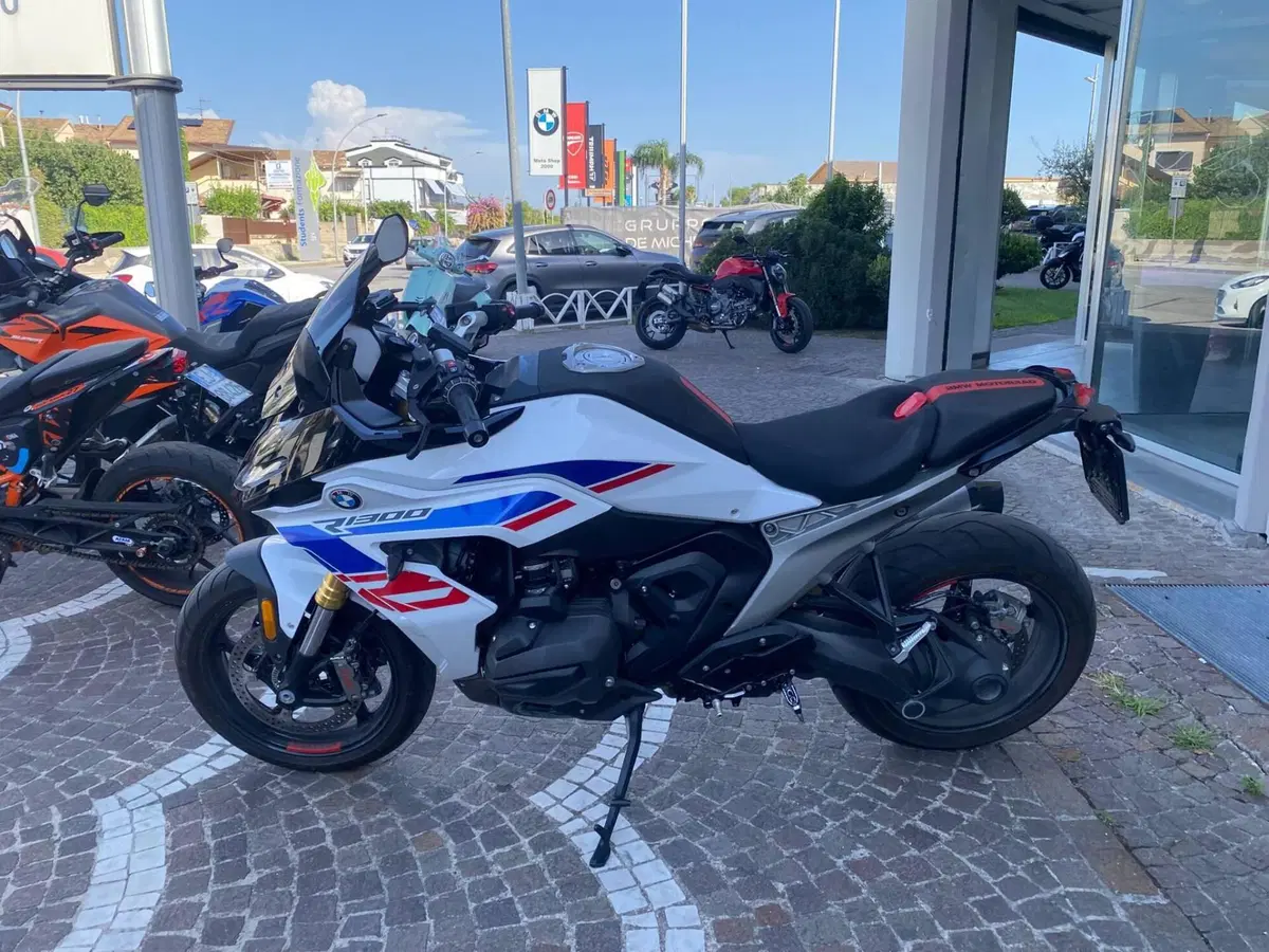 Bmw R 1300 RS (2026) (2)